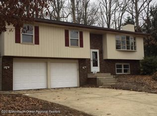 172 Hawkin Rd, New Egypt, NJ 08533