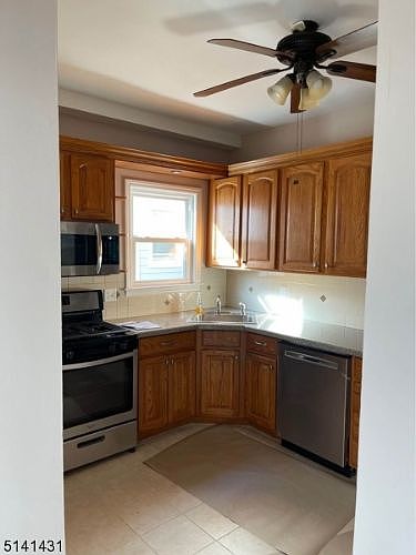 2nd image of 510 Westfield Ave