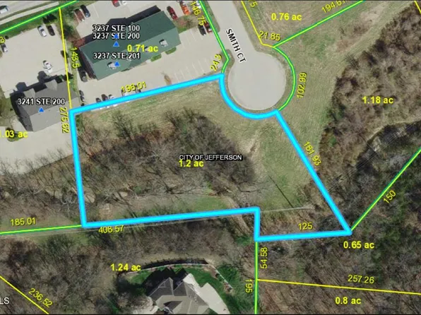 3239 Smith Ct, Jefferson City, MO 65109