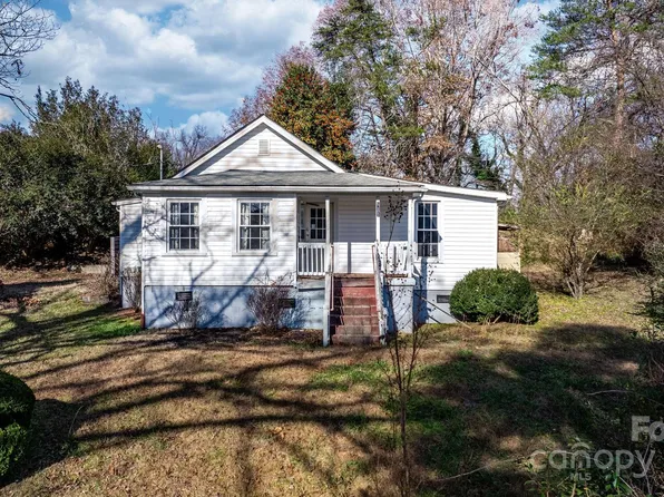 811 Markham Rd, Tryon, NC 28782