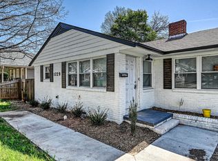 1229 Effingham Rd, Charlotte, NC 28208