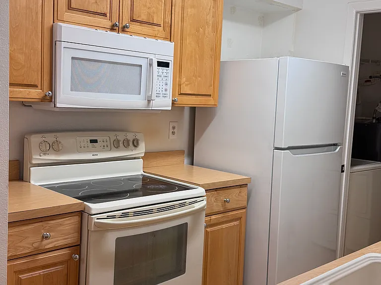 3028 Parkway Blvd #309 — Photo 6