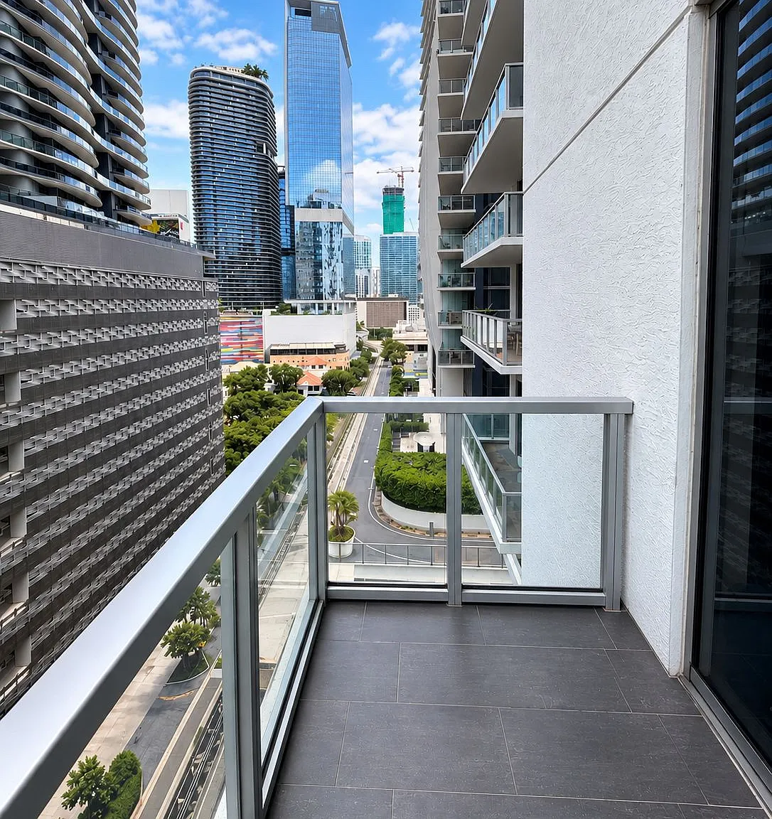 1050 Brickell Ave — Photo 3