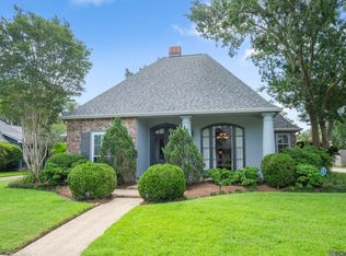 1532 Plantation Oak Dr, Baton Rouge, LA 70810