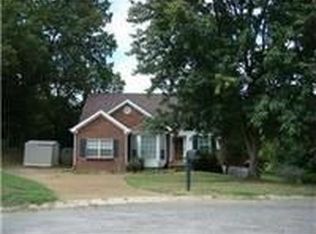 1402 Cedardale Ct, Mount Juliet, TN 37122