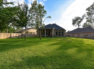 107 Cadence Ct, Montgomery, TX 77316