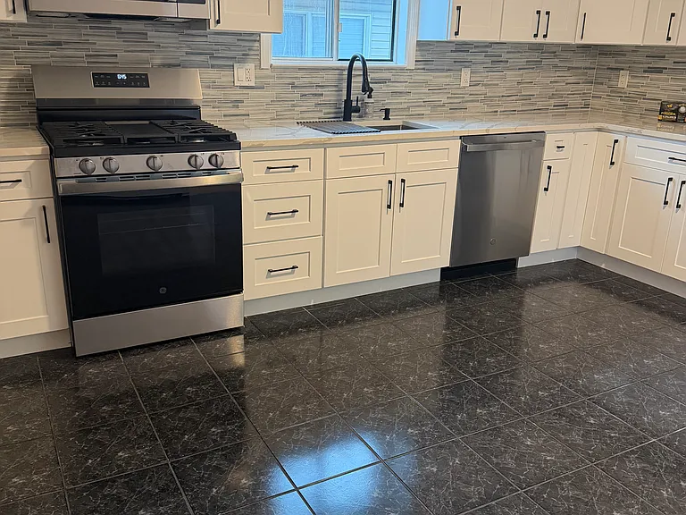 16 Wilson Ave #2 — Photo 3