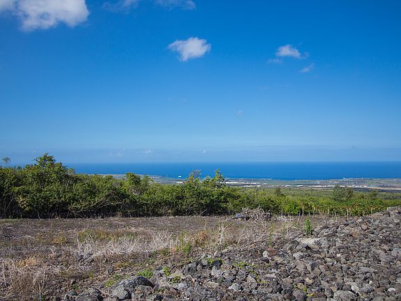 4th image of 73-1368 Kukuna St