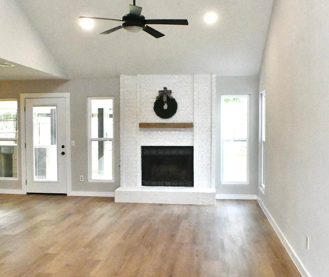 14808 Cervin Cv — Photo 3