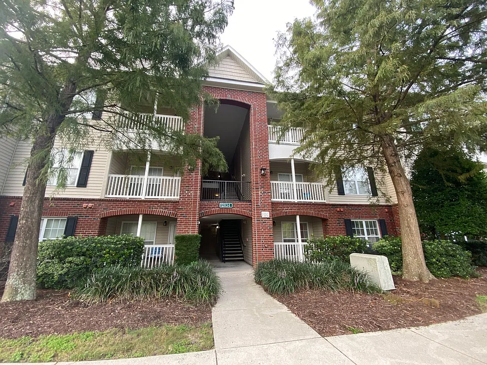 2834 Bloomfield Ln #307