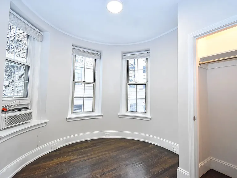 16 Clearway St #3 — Photo 4