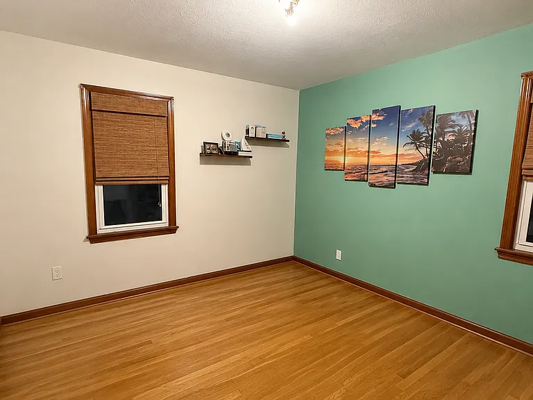 659 Longfellow Dr — Photo 4