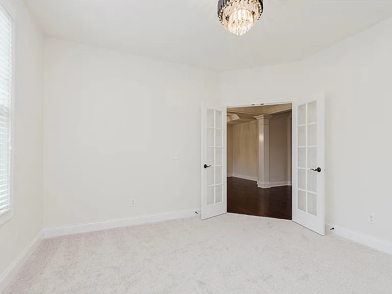 10264 Normandy Way — Photo 6