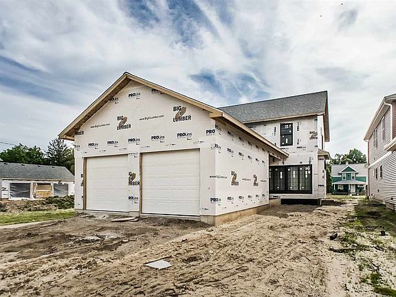 3rd image of 1017 N Saint Louis Blvd