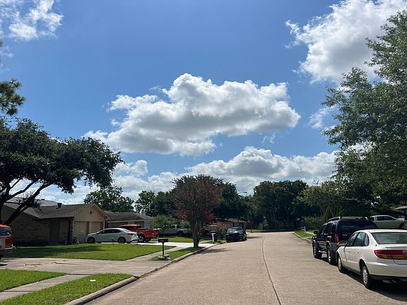 4th image of 16226 Villaret Dr
