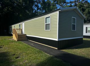 11 Bearden Dr, Brunswick, GA 31520