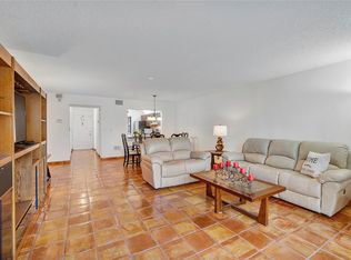 172 W Laurel Dr #1102, Margate, FL 33063