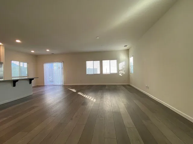 1345 Harvest Glen Way — Photo 4