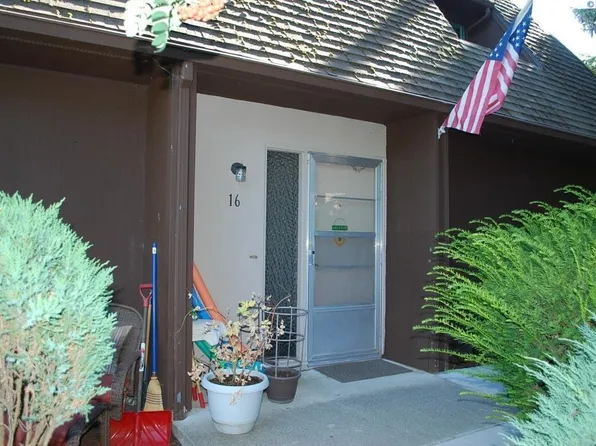 600 SW Crestview St APT 16, Pullman, WA 99163
