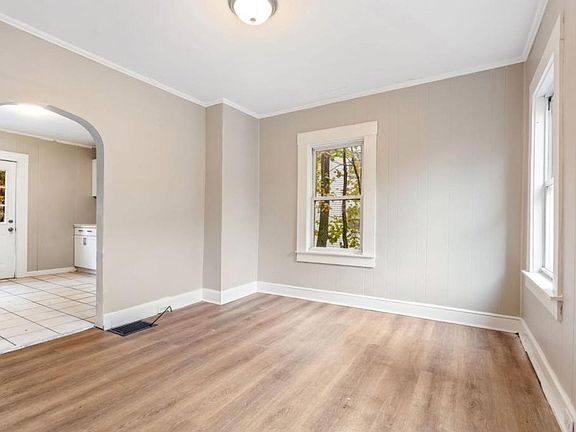 3rd image of 14-24 C St #14