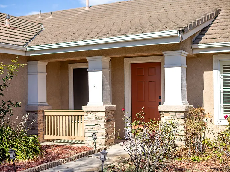 652 Teresa St — Photo 25