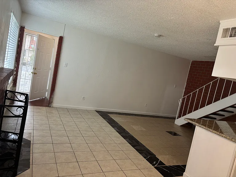 26 Nedra Ct #B — Photo 9