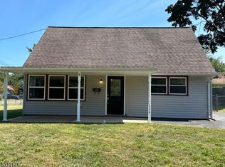 116 Meriden Ave, Ewing, NJ 08618