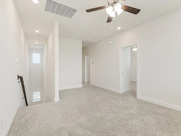 1506 Lake District Dr — Photo 22