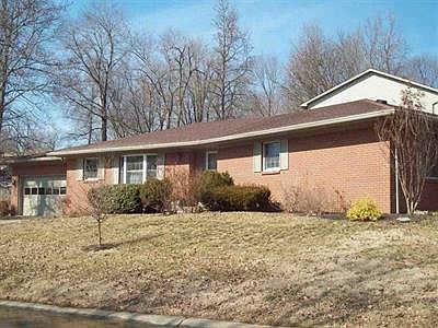 2nd image of 1400 Crescent Ct