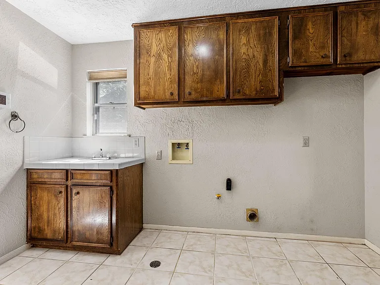 4010 Paraguay Cir — Photo 12