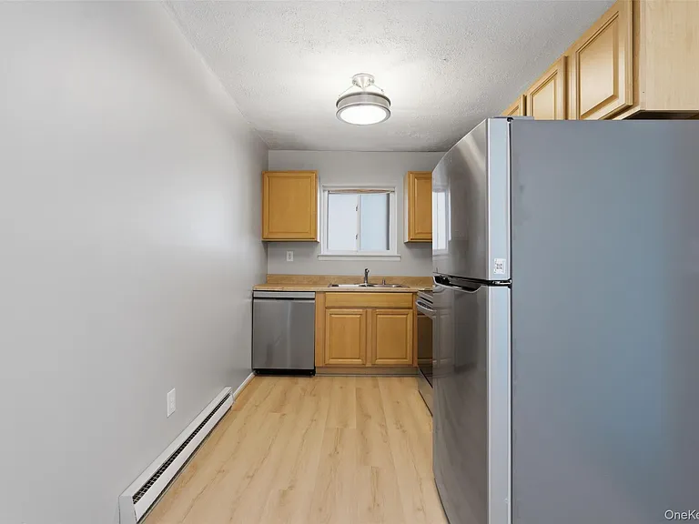 614 Fox Run Ln #614 — Photo 4