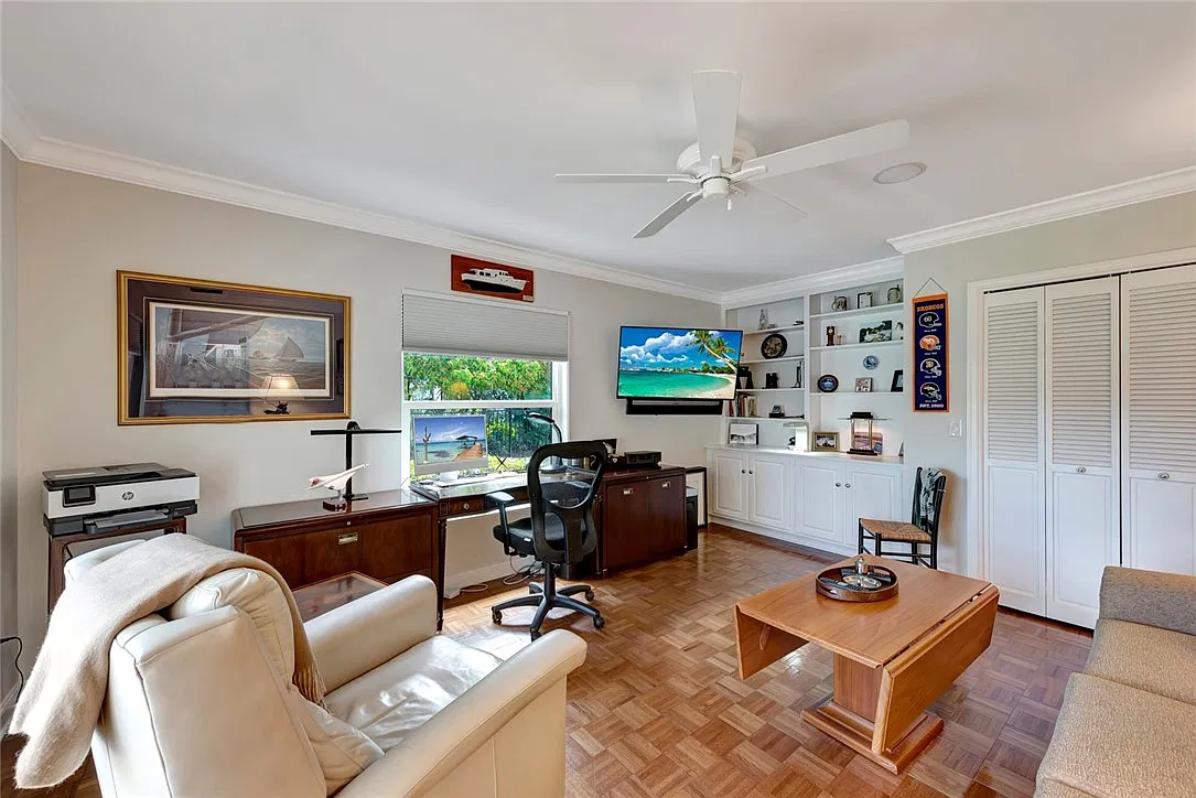 3 bed, 2582 sqft, $20,000 — Photo 2