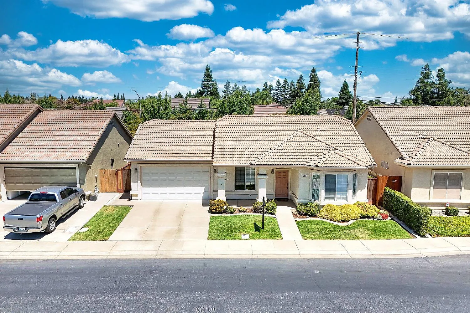 3509 Harvest Hickory Dr photo 1