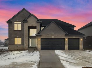 24631 Callaway Dr, Macomb, MI 48042