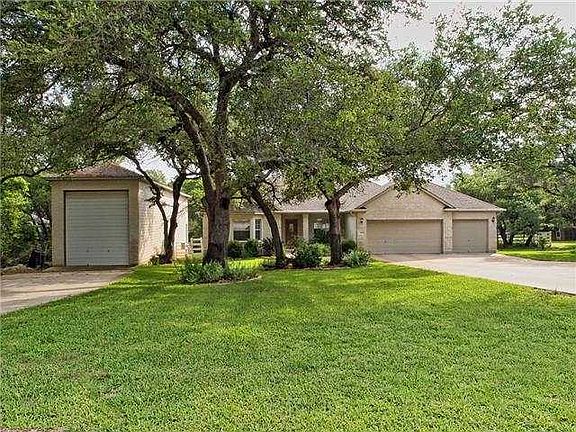2nd image of 104 N Hillview Dr