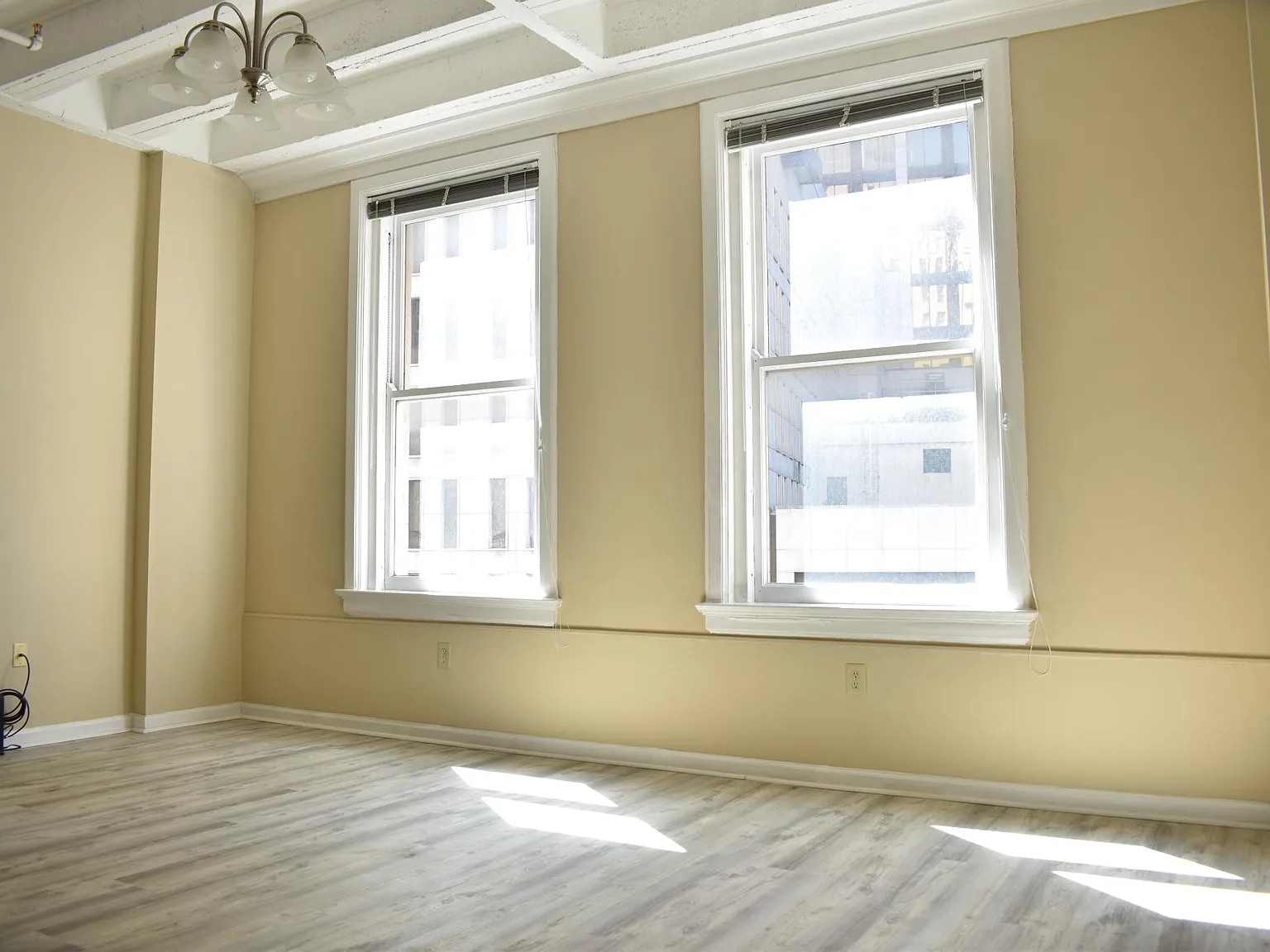 32 Peachtree St NW — Photo 2