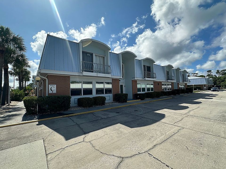 1st image of 22333 Edgewater Dr Unit B8