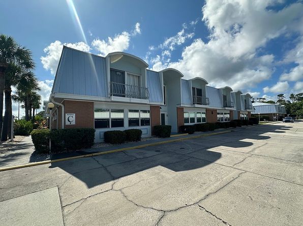 22333 Edgewater Dr Unit B8