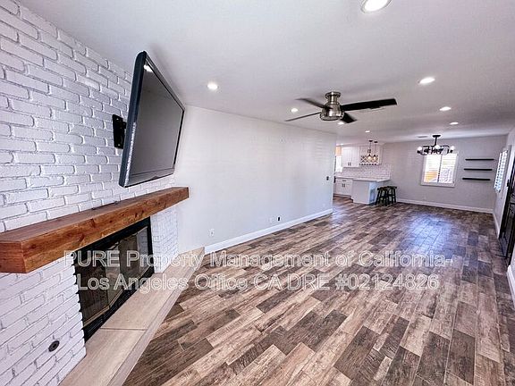 3rd image of 3514 W 115th St