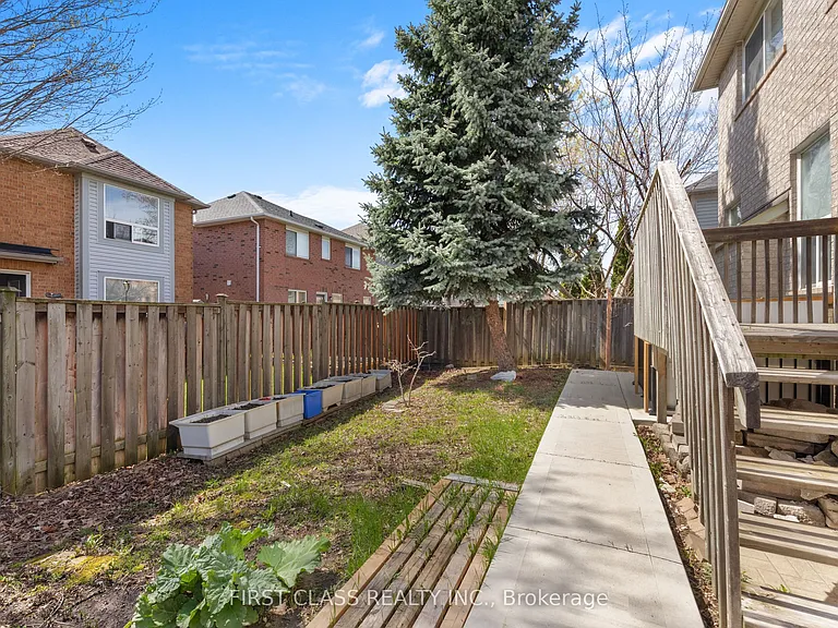 5554 Churchill Meadows Blvd #MAIN — Photo 37