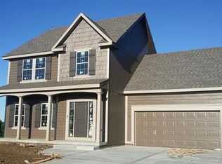 11636 N Farley Ave, Kansas City, MO 64157