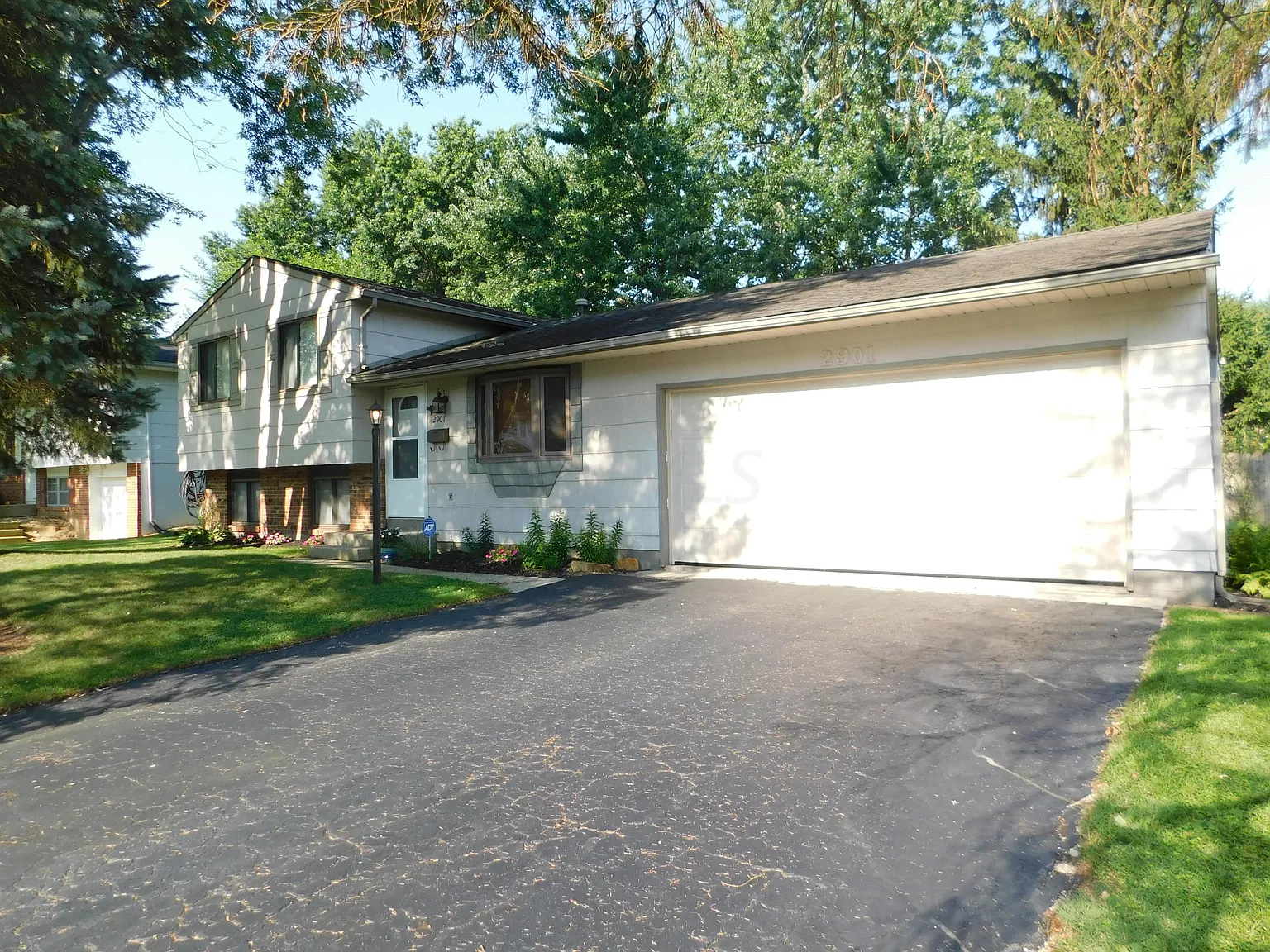 2901 Talbert Ct photo 1