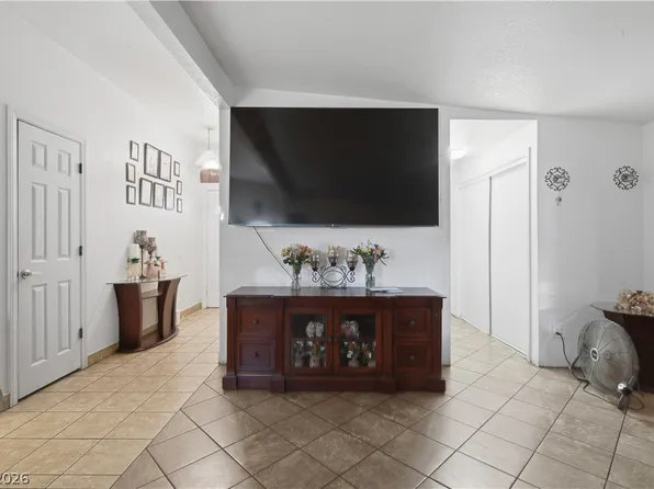 1808 Ingraham St, North Las Vegas, NV 89030