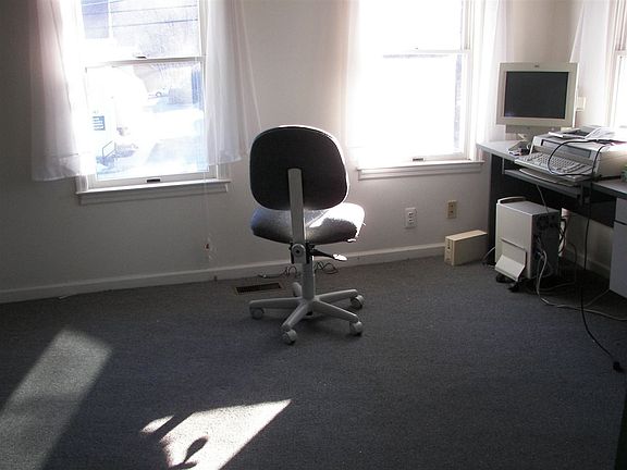 5th image of 170 Sullivan St