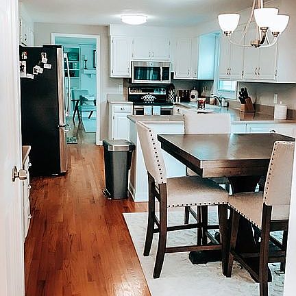 4th image of 8118 Balsamwood Ln
