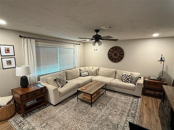 4th image of 1110 S Sunnymeade Ave
