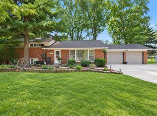 21940 Wendell St, Clinton Township, MI 48036