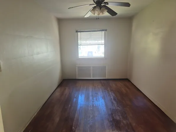 122-12 6th Avenue image 2 of 7