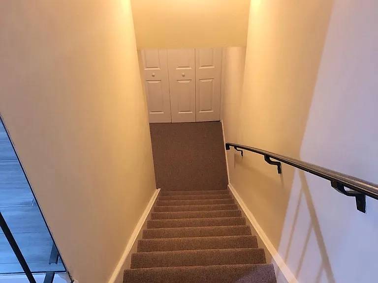166 Surrey Ct #166 — Photo 8