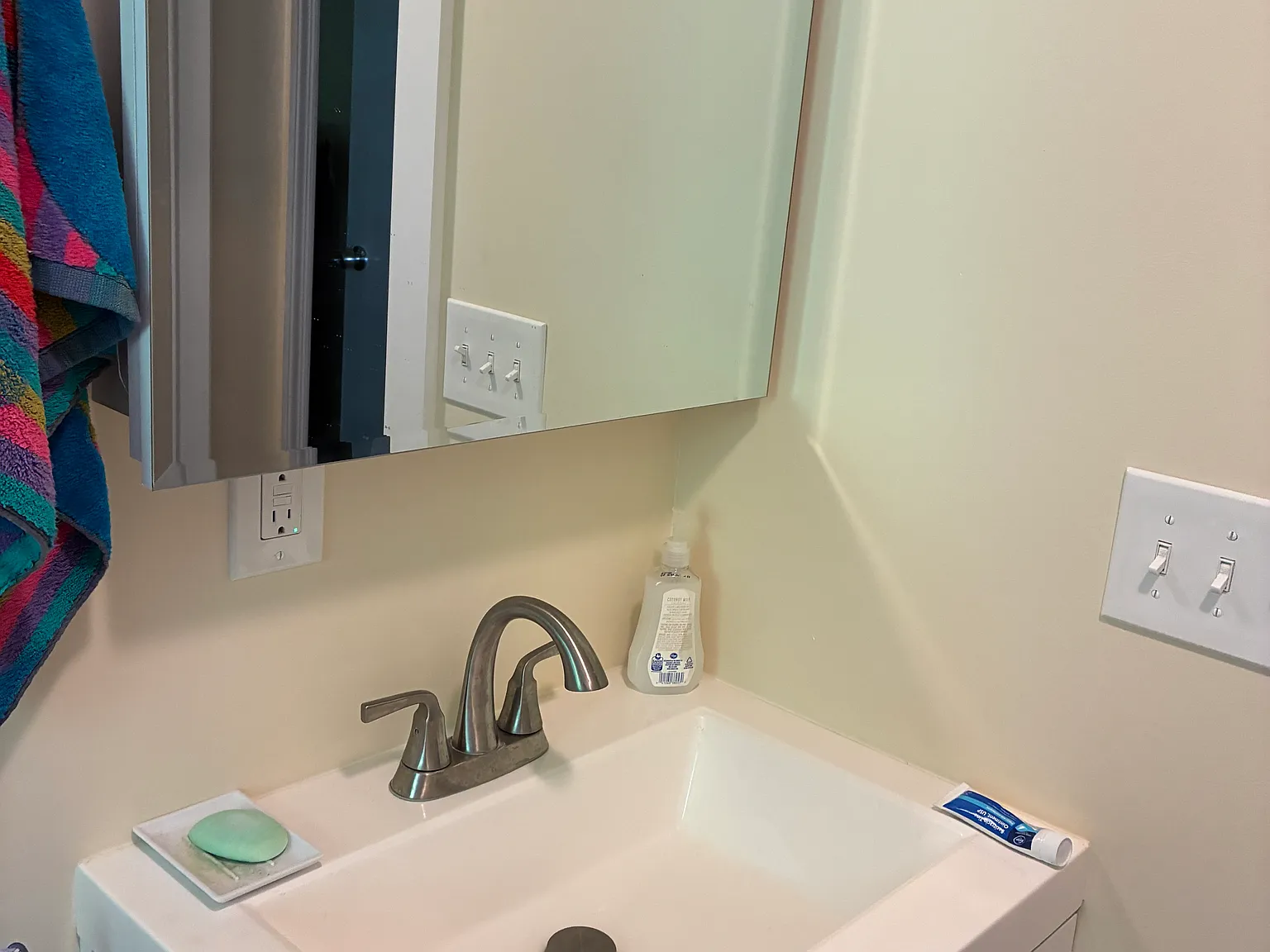 3 bed, 1000 sqft, $1,000 — Photo 4